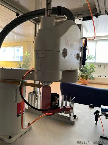 robot mitsubishi
